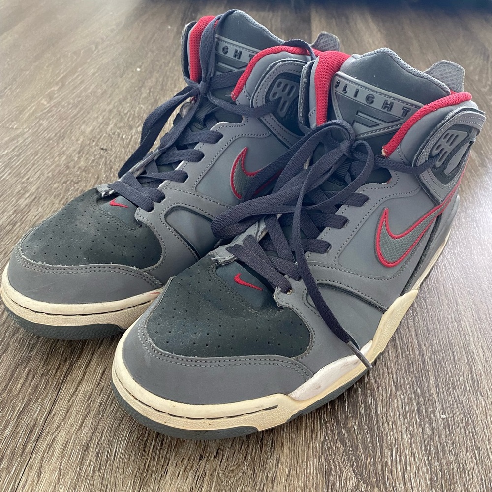 Nike Air Flight Gray Red